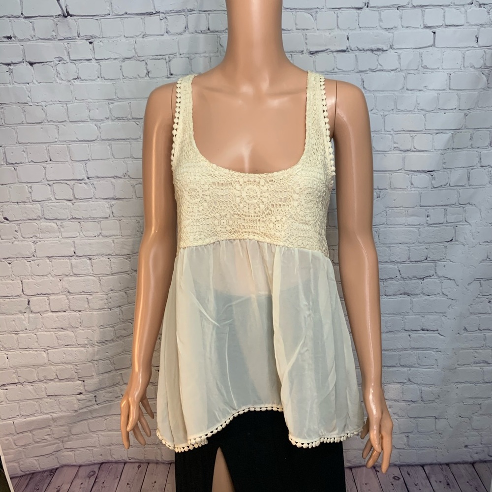 Urban Outfitters Kimchi Blue size xs Sheer cream flowy top boho lace embroidered